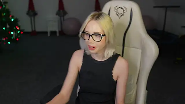 Jessica start online show from 12-18-25, 11:14