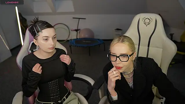 Jessica start online show from 11-29-25, 11:21