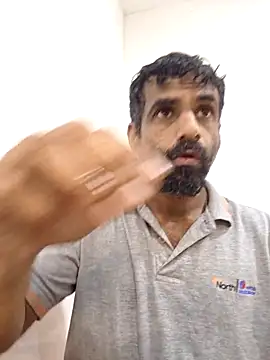 Snapshot of Nudist_Jack chatting on 11-18-25, 04:21 Nudist Jack online show from 11-18-25, 04:21