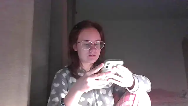 LuckySLove online show from 03-19-26, 07:36