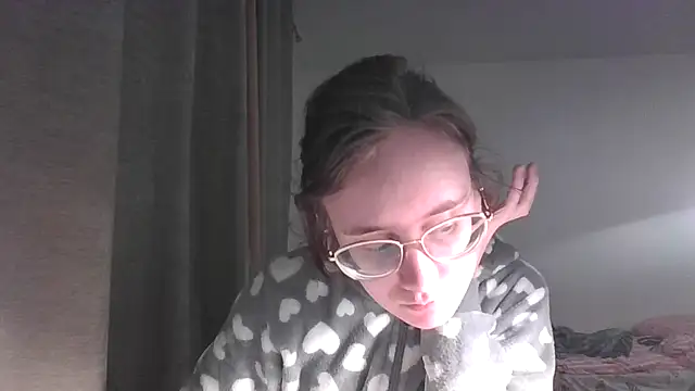 LuckySLove online show from 02-08-26, 05:54