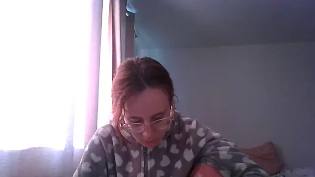 LuckySLove online show from 05-27-26, 05:53