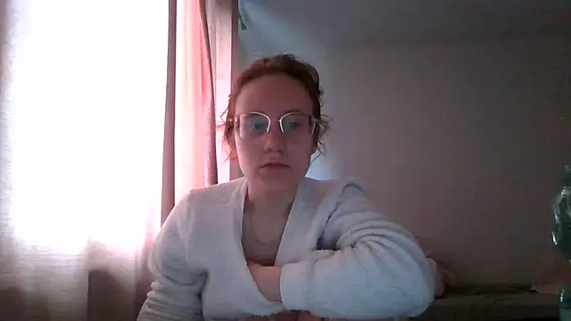 LuckySLove online show from 05-31-26, 02:34