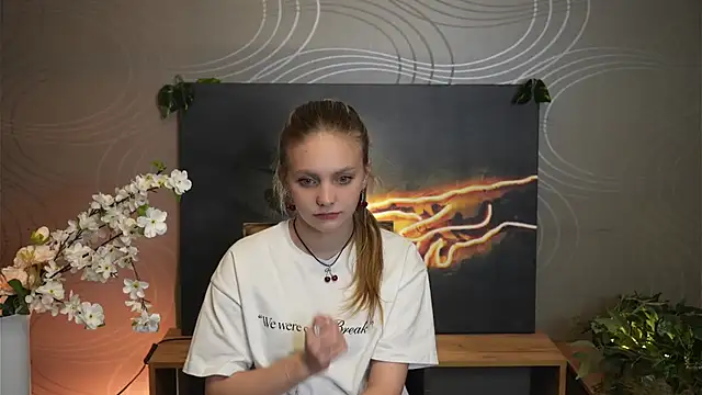 Snapshot of IraMearns chatting on 10-14-25, 06:03 IraMearns online show from 10-14-25, 06:03