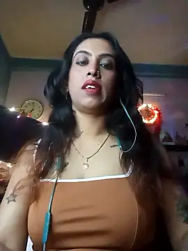 Darling Annie online show from 12-21-25, 06:42