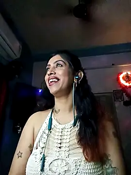 Darling Annie online show from 12-02-25, 06:09