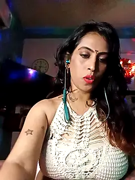 Darling Annie online show from 10-28-25, 06:29