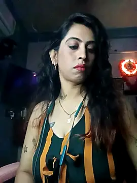 Darling Annie online show from 11-26-25, 06:19