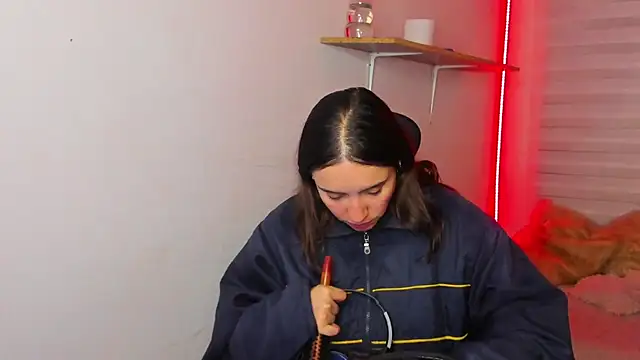 Emily Lindey online show from 11-23-25, 03:16