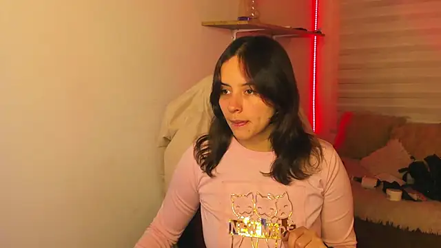 Emily Lindey online show from 11-10-25, 03:11