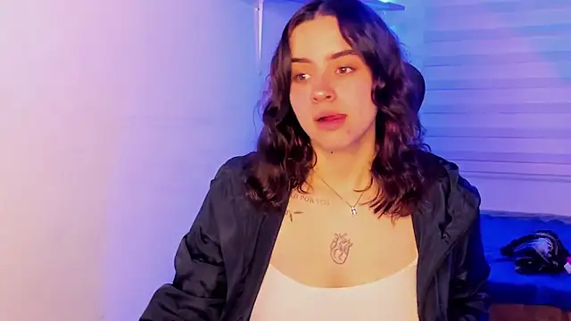 Emily Lindey online show from 10-29-25, 03:16