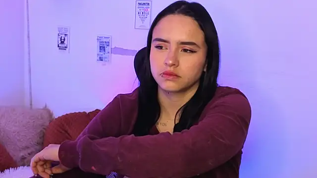 Emily Lindey online show from 04-15-26, 03:56