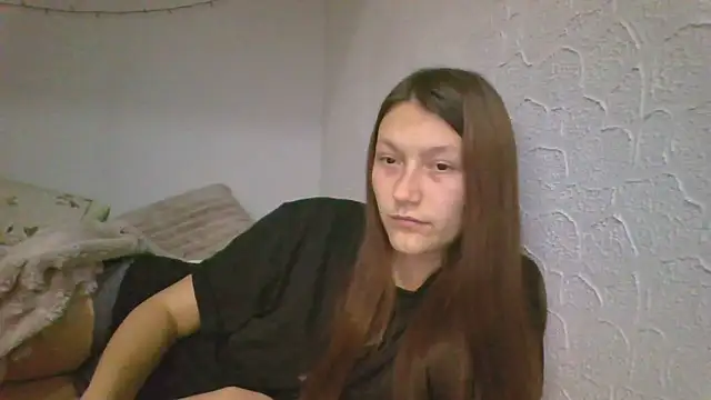 luna tt online show from 12-19-25, 06:43