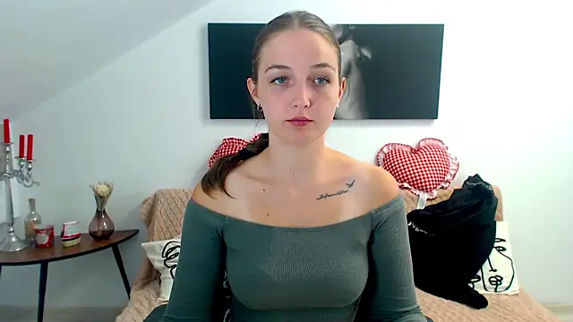 Snapshot of AnneWilsonn chatting on 07-09-26, 05:52 AnneWilsonn online show from 07-09-26, 05:52