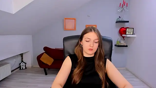 AnneWilsonn online show from 03-24-26, 12:16