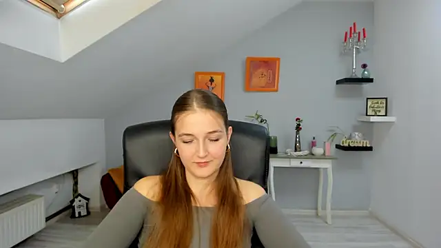 AnneWilsonn online show from 11-06-25, 12:20