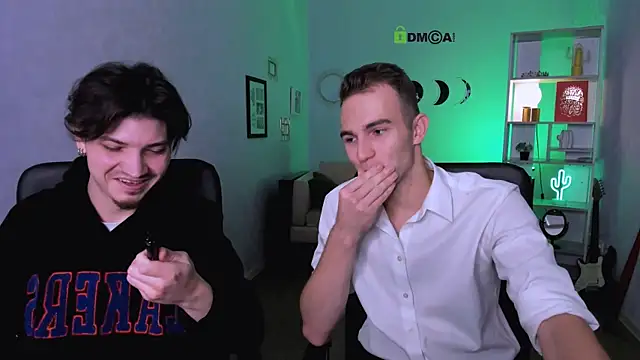 astren villo online show from 12-15-25, 01:17