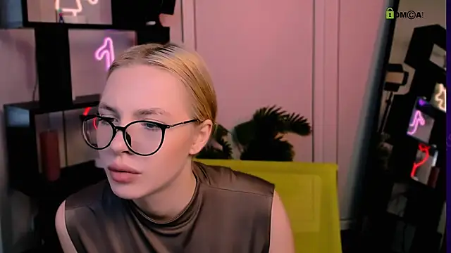 sendi cais online show from 11-22-25, 09:30