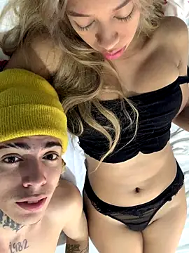 lily and wan online show from 11-14-25, 07:23