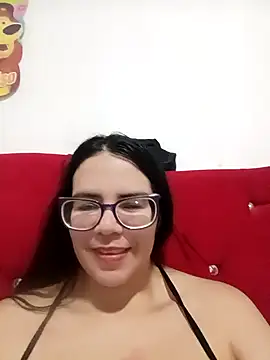 Snapshot of Damasexyviolet chatting on 10-21-25, 04:39 Damasexyviolet online show from 10-21-25, 04:39