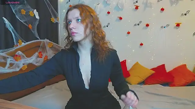 MeganNewCat online show from 10-30-25, 01:20