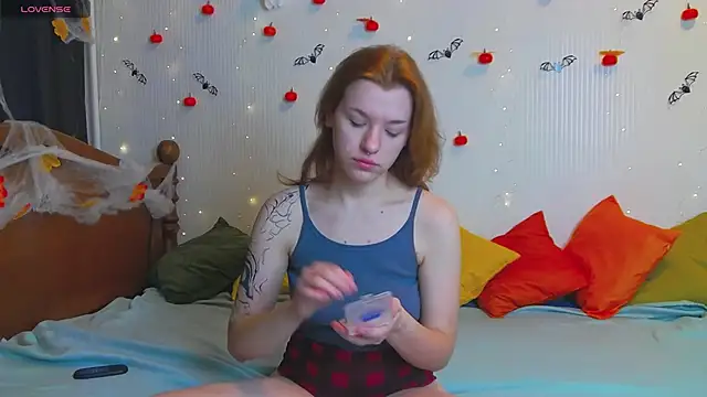 MeganNewCat online show from 11-01-25, 09:47