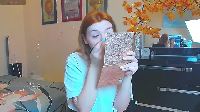 MeganNewCat online show from 12-21-25, 08:31