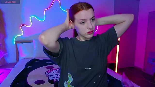 MeganNewCat online show from 11-28-25, 07:52