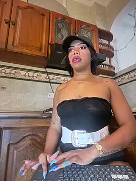 NovaFoxx online show from 12-04-25, 03:33