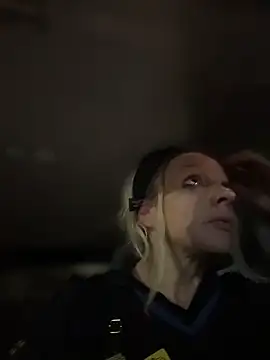 queenkelly1234 online show from 05-17-26, 03:50