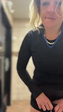 queenkelly1234 online show from 04-27-26, 06:55