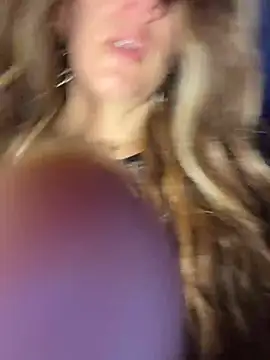 queenkelly1234 online show from 12-04-25, 03:00