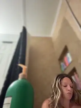 queenkelly1234 online show from 05-29-26, 11:49