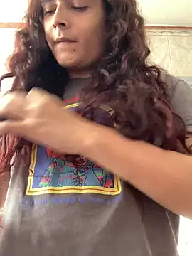 Snapshot of La-Gatiita-trans chatting on 02-10-26, 06:40 La-Gatiita-trans online show from 02-10-26, 06:40