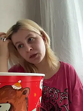 Snapshot of BonnyeBoom chatting on 02-16-26, 10:36 BonnyeBoom online show from 02-16-26, 10:36