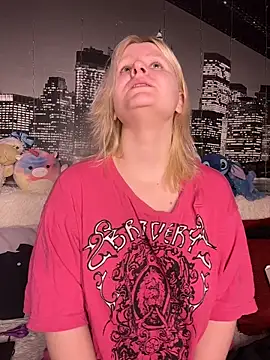 Snapshot of BonnyeBoom chatting on 03-01-26, 03:56 BonnyeBoom online show from 03-01-26, 03:56