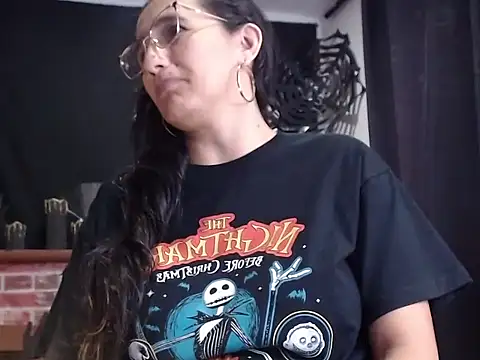 Lucyy Naugthy online show from 10-28-25, 12:59