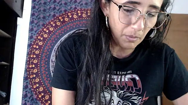 Lucyy Naugthy online show from 01-05-26, 06:11