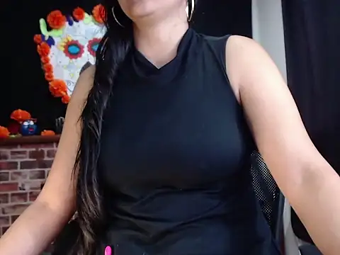 Lucyy Naugthy online show from 11-17-25, 01:26