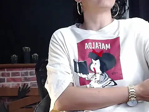 Lucyy Naugthy online show from 10-24-25, 12:15