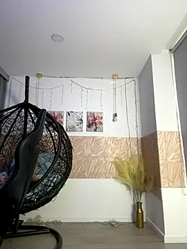 Nahomy cute1 online show from 11-27-25, 09:37