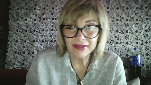 Lia Ray online show from 11-30-25, 08:09