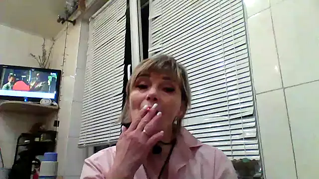 Lia Ray online show from 10-14-25, 07:25