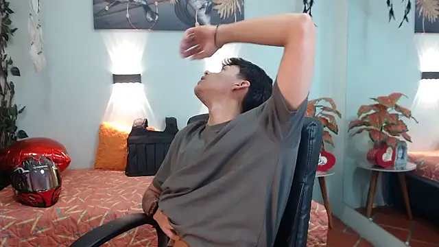 AmethystShadow17 online show from 03-29-26, 02:46