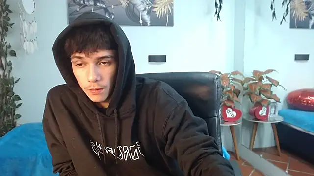 AmethystShadow17 online show from 04-07-26, 08:54