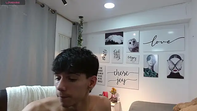 AmethystShadow17 online show from 11-15-25, 05:06