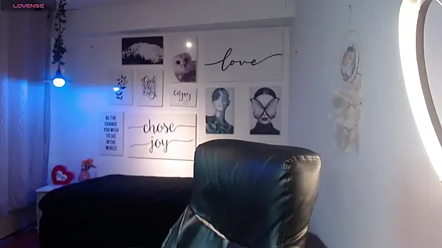 AmethystShadow17 online show from 02-07-26, 07:55