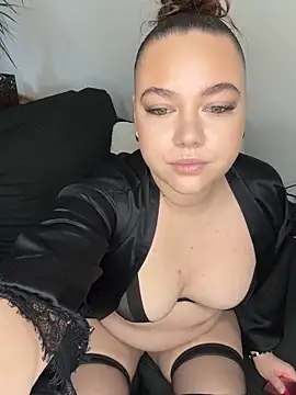 AvaHart online show from 12-19-25, 11:34