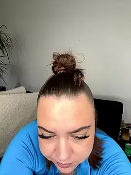 AvaHart online show from 01-10-26, 01:28