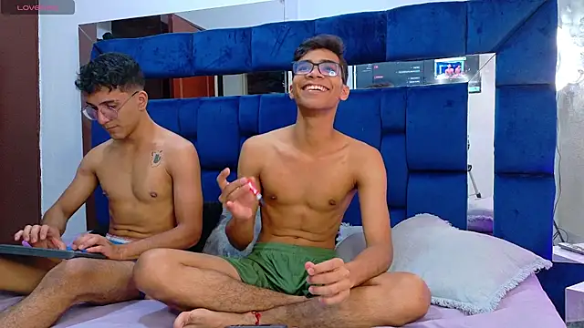 Desire4Duo online show from 10-30-25, 01:20